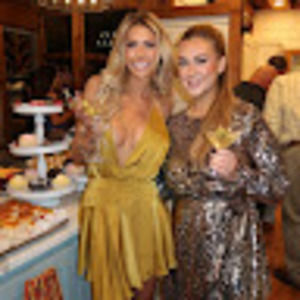 Meet your Posher, Kenadea